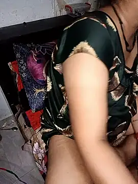 Snapshot of Desi_bhabhi299 chatting on April 2026 05:45:02 PM Desi bhabhi299 online show from April 2026 05:45:02 PM