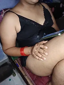 Snapshot of Desi_bhabhi299 chatting on May 2026 06:04:01 PM Desi bhabhi299 online show from May 2026 06:04:01 PM