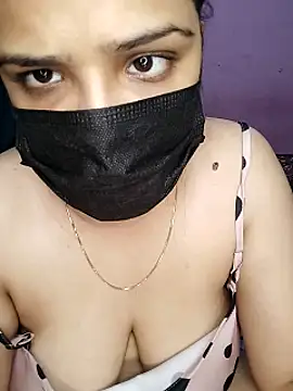 Snapshot of Saxy_Sona1 chatting on July 2026 10:39:02 AM Saxy Sona1 online show from July 2026 10:39:02 AM