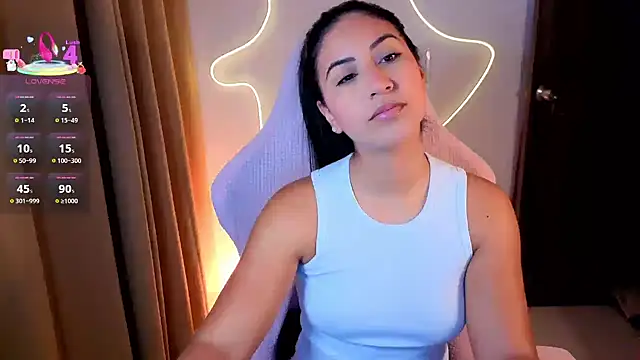 Snapshot of chloebum_ chatting on December 2025 11:07:01 AM chloebum online show from December 2025 11:07:01 AM