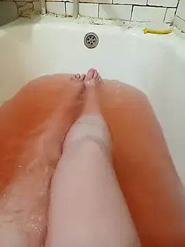 swett girll online show from April 2026 09:20:01 PM