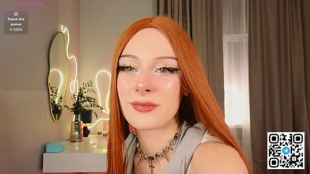 lunaramy online show from December 2025 08:21:02 AM