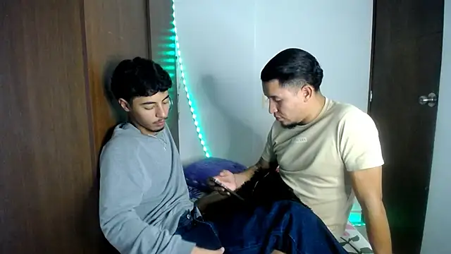 Snapshot of top_jax1 chatting on January 2026 04:50:02 AM top jax1 online show from January 2026 04:50:02 AM