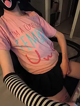 Femboitea-official online show from April 2026 08:03:01 PM