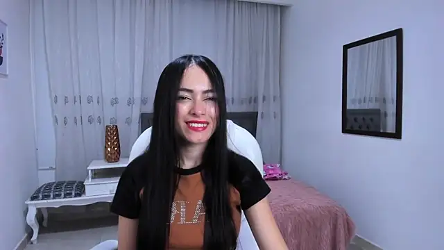 Victoria Piercee online show from December 2025 02:08:02 AM