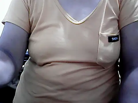 Snapshot of ChaChaMoreno_Palangga chatting on December 2025 05:57:01 AM ChaChaMoreno Palangga online show from December 2025 05:57:01 AM