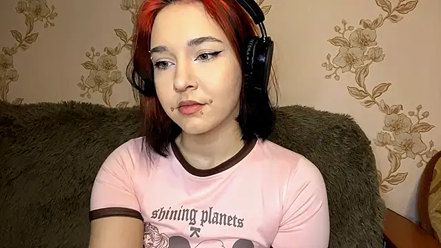 EmilyVeiro online show from February 2026 05:22:02 PM