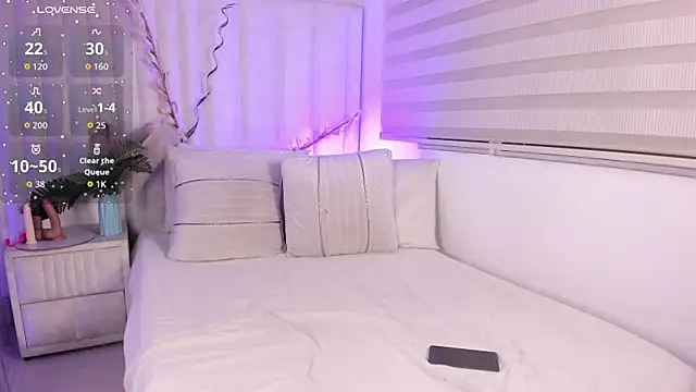 Snapshot of im_ariana_ chatting on July 2026 08:11:01 PM im ariana online show from July 2026 08:11:01 PM