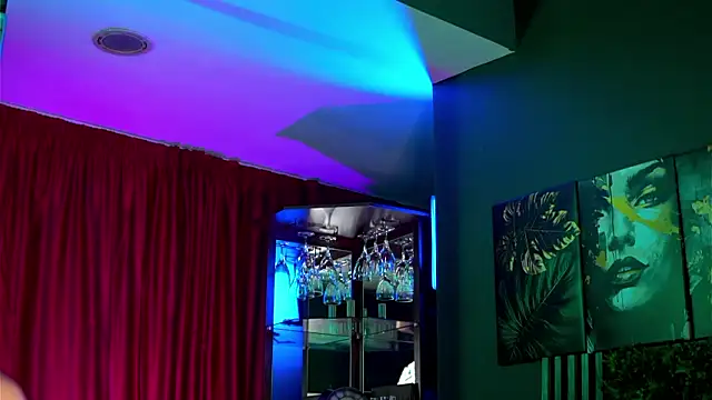 AstridVex online show from March 2026 08:47:01 PM