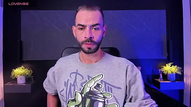 Snapshot of arcangel_harris chatting on February 2026 11:53:02 AM arcangel harris online show from February 2026 11:53:02 AM