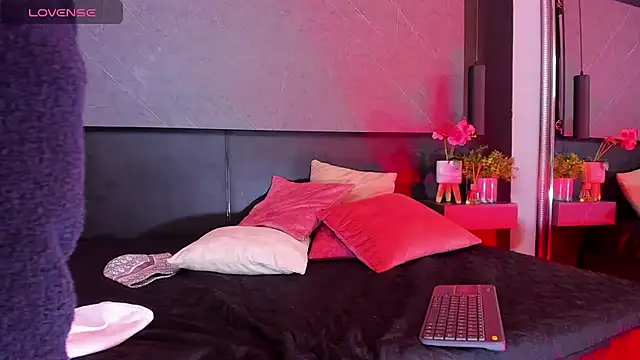 Snapshot of arcangel_harris chatting on February 2026 02:25:01 PM arcangel harris online show from February 2026 02:25:01 PM