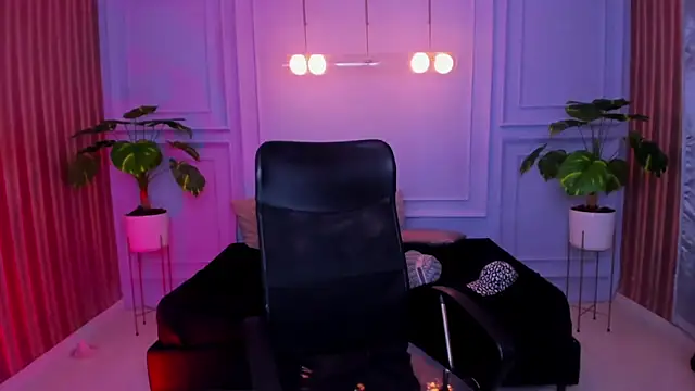 Snapshot of arcangel_harris chatting on February 2026 12:25:01 PM arcangel harris online show from February 2026 12:25:01 PM