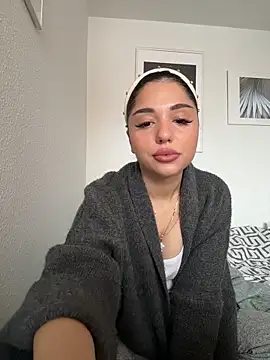 SilkyMira online show from February 2026 09:13:02 AM