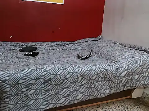 Lovelycouple25 online show from February 2026 06:09:01 AM