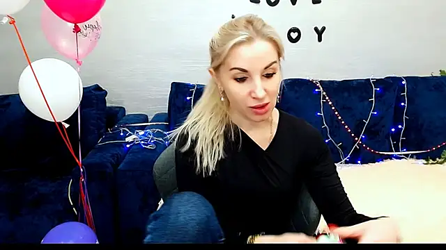 Snapshot of Hanna--Sweet chatting on January 2026 10:51:02 AM Hanna--Sweet online show from January 2026 10:51:02 AM