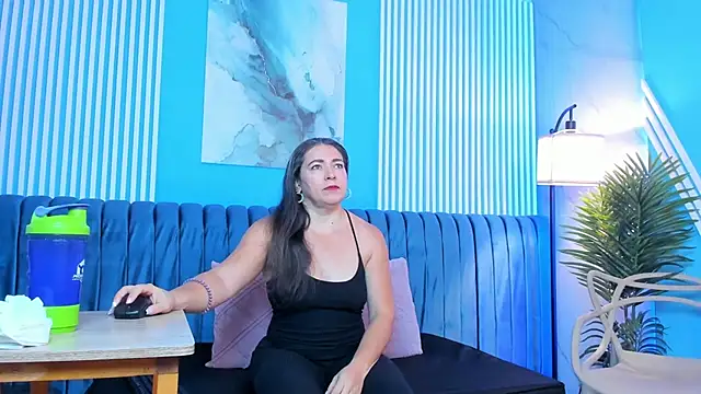 dahianeconnor online show from March 2026 11:37:02 AM