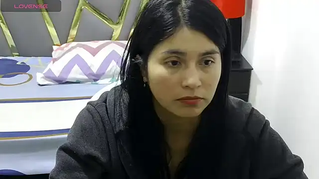 kangomez19 online show from February 2026 05:18:02 AM