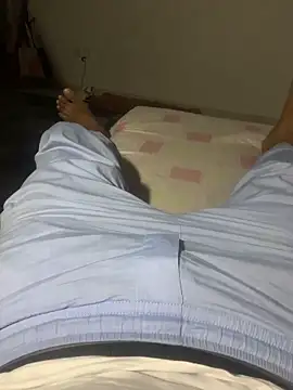 Night outcam online show from March 2026 11:11:02 PM