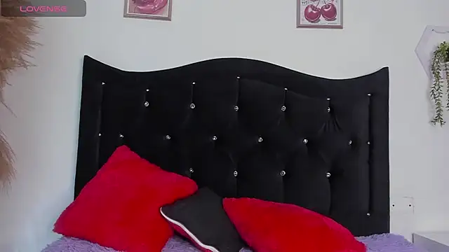 Victoriia Xx online show from December 2025 01:05:01 PM