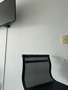 Snapshot of ValeriaTorress_ chatting on March 2026 06:15:02 PM ValeriaTorress online show from March 2026 06:15:02 PM