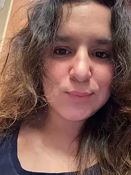 luisa evans online show from December 2025 10:29:01 PM