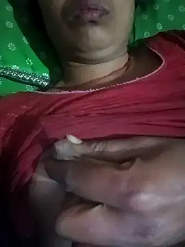 Arti hot44A online show from January 2026 06:00:01 PM