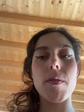 YourSlutQueen online show from April 2026 11:01:02 AM