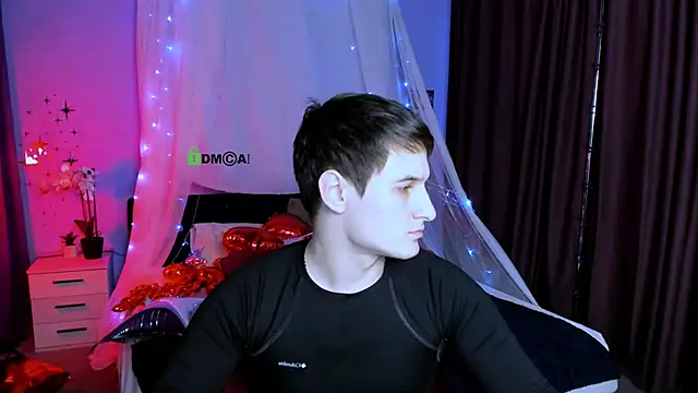 Snapshot of beauty_liam chatting on February 2026 08:49:02 PM beauty liam online show from February 2026 08:49:02 PM