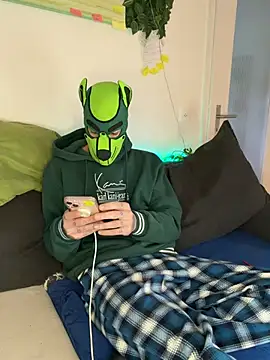 Robbigcum online show from January 2026 12:10:02 PM