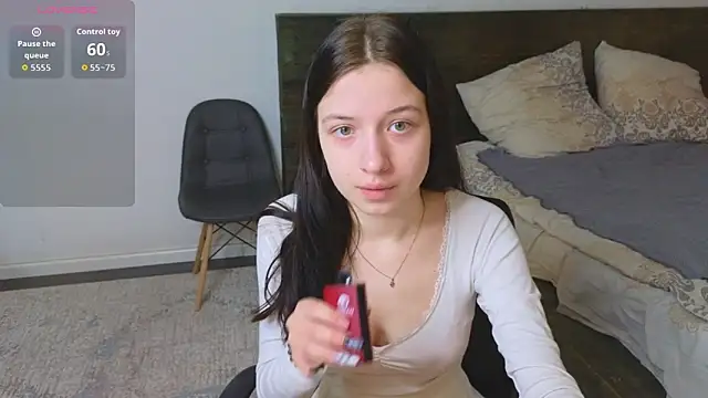 AlicePowells online show from February 2026 11:39:02 AM