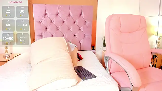 Snapshot of zenda_bianchi chatting on January 2026 03:44:01 AM zenda bianchi online show from January 2026 03:44:01 AM