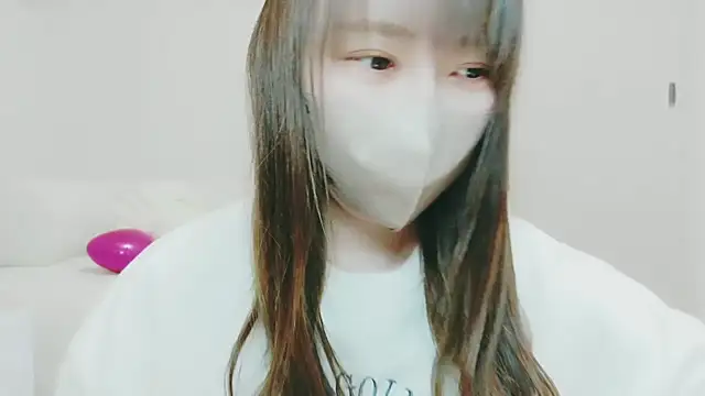 Snapshot of yuyuchan__ chatting on December 2025 10:44:02 AM yuyuchan online show from December 2025 10:44:02 AM