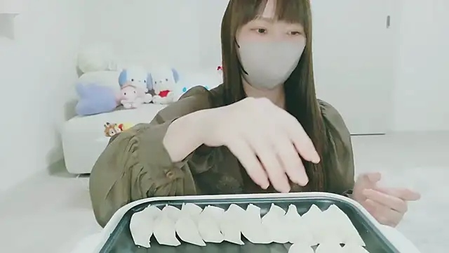 Snapshot of yuyuchan__ chatting on February 2026 11:02:02 AM yuyuchan online show from February 2026 11:02:02 AM