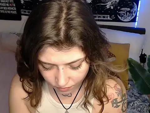 AlienforTwenty online show from February 2026 11:50:02 AM