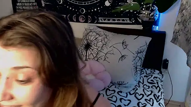 AlienforTwenty online show from March 2026 11:12:01 AM