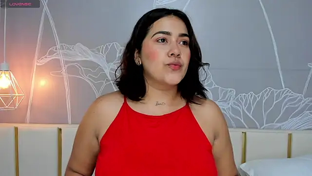 Snapshot of beautifulgirl4u_ chatting on May 2026 11:32:01 PM beautifulgirl4u online show from May 2026 11:32:01 PM