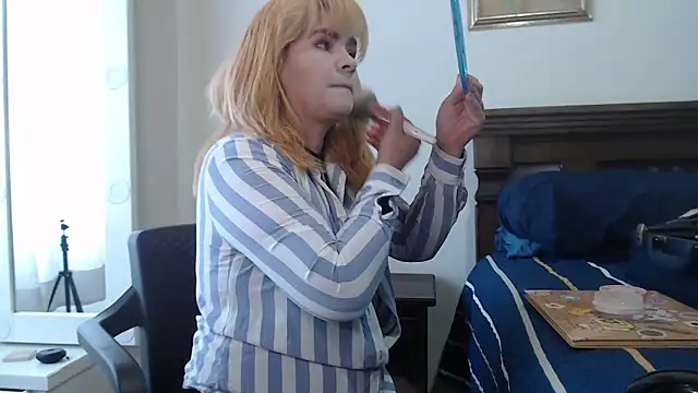 evelynsmithco online show from January 2026 02:11:01 PM