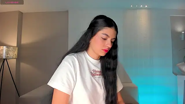 Snapshot of ValeriaRossi_ chatting on February 2026 12:13:02 PM ValeriaRossi online show from February 2026 12:13:02 PM