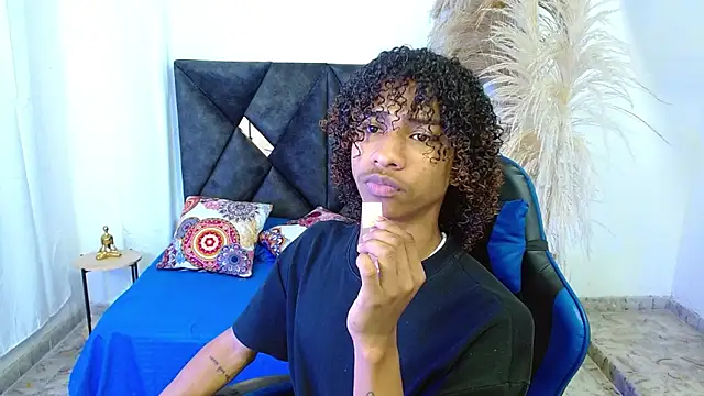 angelll18  online show from March 2026 08:49:03 PM