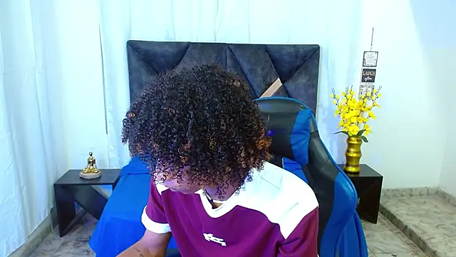 Snapshot of angelll18_ chatting on July 2026 08:33:02 PM angelll18 online show from July 2026 08:33:02 PM
