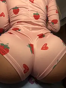 privsloirinha online show from April 2026 01:28:02 AM