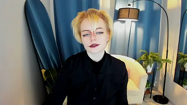 Snapshot of KellyKik chatting on January 2026 01:17:02 PM KellyKik online show from January 2026 01:17:02 PM