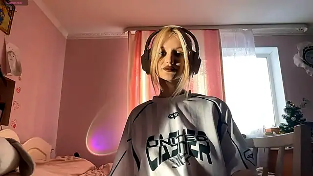 Snapshot of MelisaBloomy chatting on January 2026 11:26:02 AM MelisaBloomy online show from January 2026 11:26:02 AM