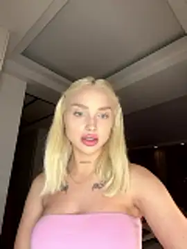 blonde di online show from January 2026 11:19:02 PM