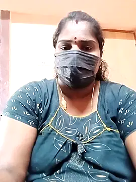 Snapshot of Tamil_Bhuvi69 chatting on February 2026 05:28:02 AM Tamil Bhuvi69 online show from February 2026 05:28:02 AM