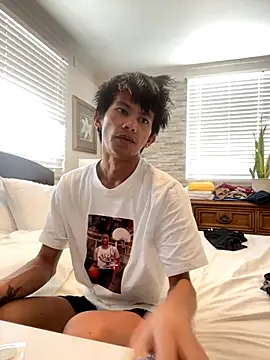 Snapshot of jhaycobXgarcia chatting on December 2025 10:14:01 PM jhaycobXgarcia online show from December 2025 10:14:01 PM