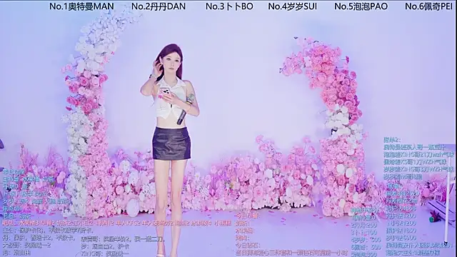 Snapshot of Luckygirls-339 chatting on June 2026 10:37:01 PM Luckygirls-339 online show from June 2026 10:37:01 PM