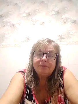 Snapshot of LinaLight88 chatting on February 2026 08:40:02 PM LinaLight88 online show from February 2026 08:40:02 PM