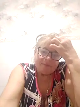 Snapshot of LinaLight88 chatting on February 2026 09:09:02 PM LinaLight88 online show from February 2026 09:09:02 PM