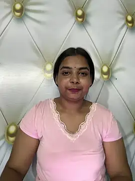 Snapshot of Himani_0122 chatting on August 2026 03:10:01 PM Himani 0122 online show from August 2026 03:10:01 PM